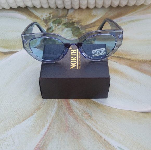 Accessories - NEW TRENDY  CATEYE WOMAN SUNGLASSES


Classic yet